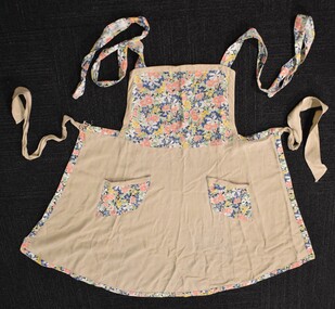 Clothing - Ladies Apron, 1940's