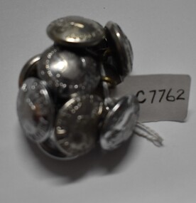Buttons, 1049's