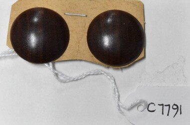 Buttons, 1940's