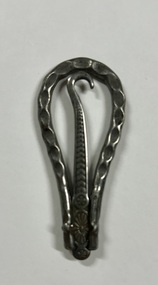 Button hook