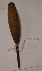 Tool - Chisel Small, 1940's