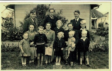 Photograph, Goetzelmann, Eiermann, Kirsch and Winkler Family