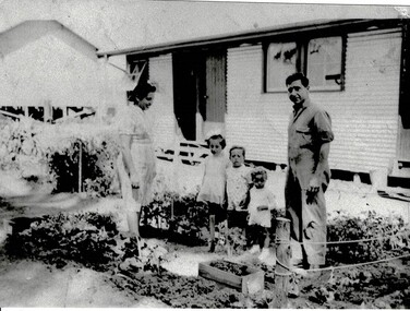 Photograph, Fortuna Family 1941/2