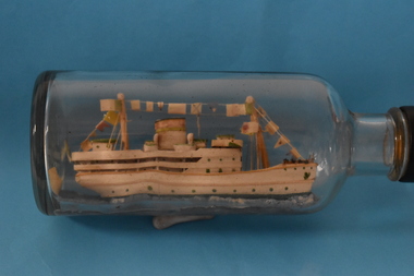 Souvenir - Model - Ship in Bottle