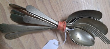 Domestic object - Cutlery     Teaspoons, Dessert Spoons, Fork, Cutlery    Teaspoonns, Dessert Spoons, Fork