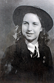 1943 Betty Hooke - Senior prefect