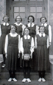 1935 Basketball Team