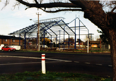 1995 New hall construction