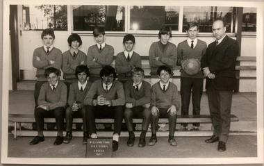1971 senior soccer team
