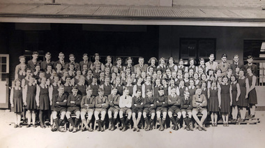WHS choir 1941
