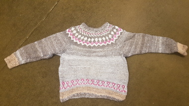 Knitted jumper
