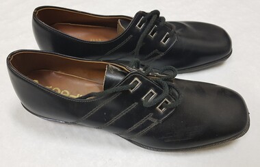 Children's Black leather school shoes