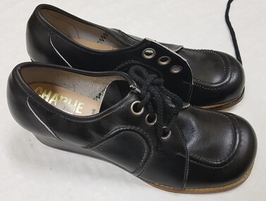 Children's black leather school shoes