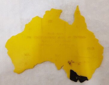 Equipment - Plastic stencil map/shape of Austalia