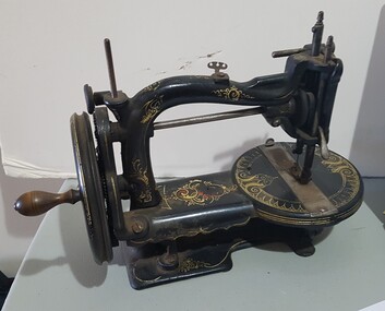 Equipment - Sewing Machine - hand operated