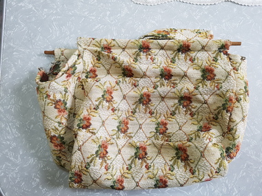 Equipment - Knitting needle size templates / Knitting Pins / Knitting Bag