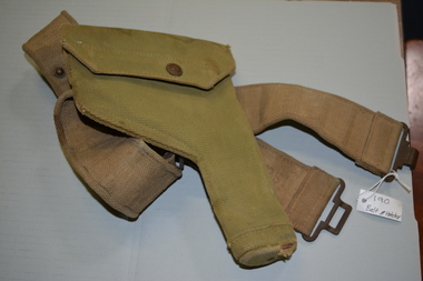 Equipment - Canvass belt and holster
