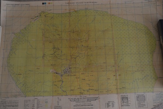Large detailed coloured topographic map of Tarakan Island North