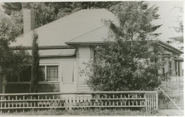 black & white photograph, Second Lake Bolac Bush Nursing Centre, 1933-57