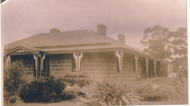 Black and white photograph, Parupa Park homestead, 1925