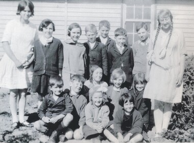 Black and white photograph, Pupils of Mellier School, circa 1925