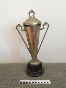 Trophy, 1940