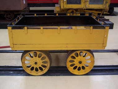 STA 1  Corporal Gauge 2'6" Trolly Trailer, 1958