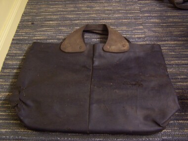 Fitters Leather Tool Bag - Medium