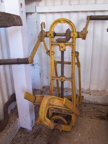 Hand Operated Rail Drill