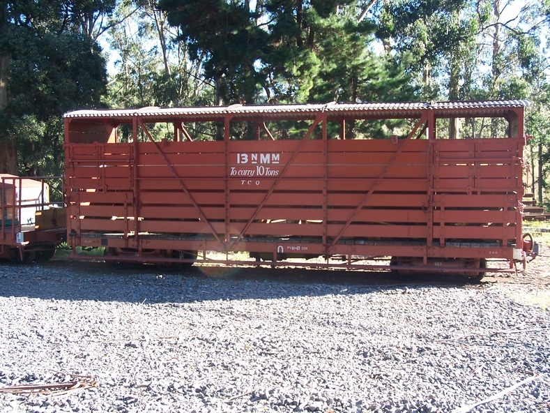 NMM / NM - Narrow Guage Cattle Van