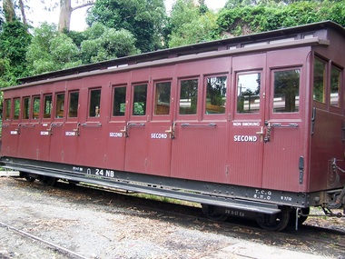 24 NB passenger carriage, 18/ 9/1909