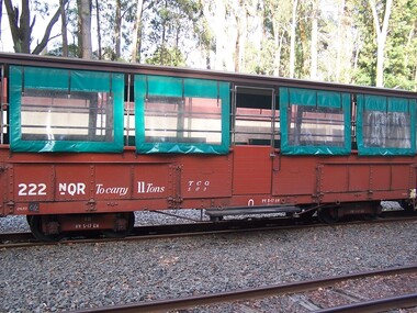 222 NQR - Open medium truck with seats & canopy, Between 1990 and 1992