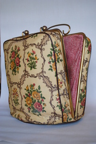 Teapot Carrier, Estimated 1950's