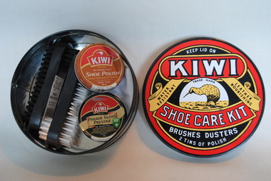 Kiwi shoe best sale care kit