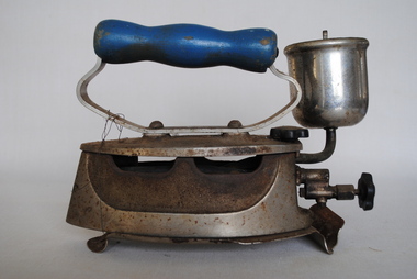Petrol Iron, Handi Works Pty Ltd, Hands Pumpless Iron, Estimated 1920-1950