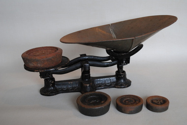 Kitchen Scales, Estimated late 1800's early 1900's