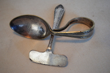 Toddler's Spoon and Pusher Cutlery, G & E Rodd