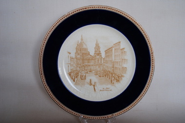 Crown Ducal Plate, 1941-2