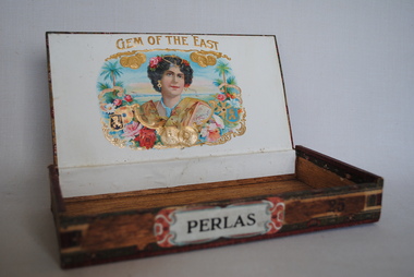 Cigar Box, Perlas?, Estimated date: mid 20th century