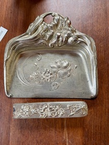 Functional object - Art Nouveau Crumb Catcher and Brush, 1890-1910