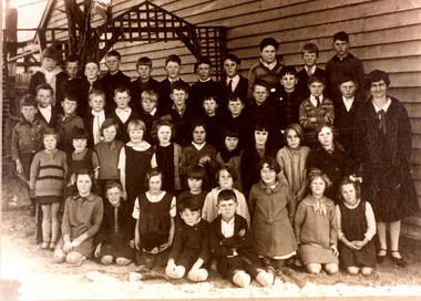 Chelsea State School Students at Kismet Hall 1925