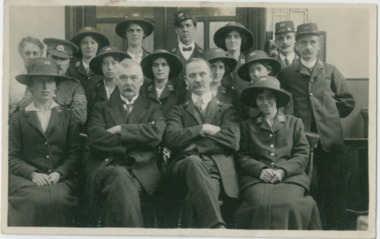 P00037 Post Office Workers (Mortons) c1914