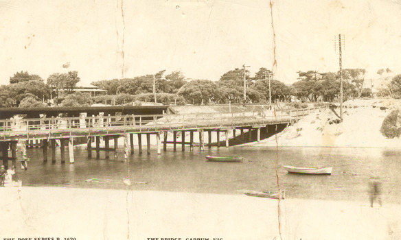 P00330 Patterson River rail Road bridges house c1912