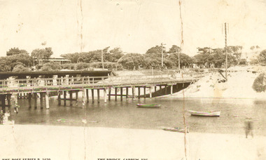 P00330 Patterson River rail Road bridges house c1912