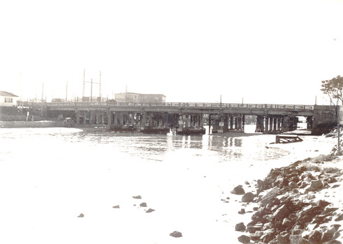 P00695 Carrum Bridge over Patterson River looking east