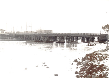 P00695 Carrum Bridge over Patterson River looking east