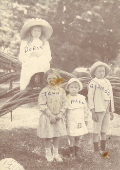 P00350 Brown family children 1910