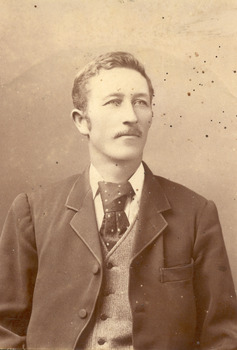 P00691 Alex Brown son of Hugh Brown c1890