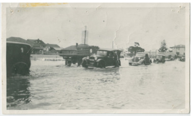 P00064 Floods 1934 Point Nepean Road Aspendale