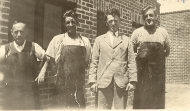 P00523 Directors Casing gut factory opening 1931